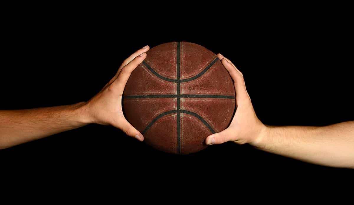 How to grip the basketball and use your hands for a perfect